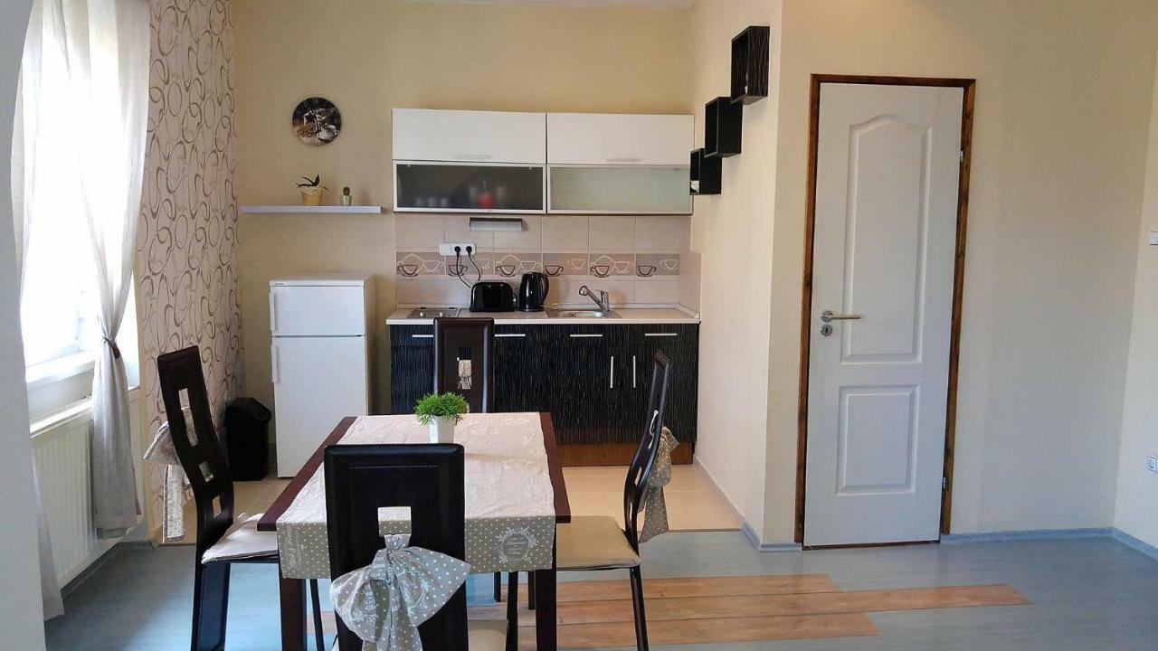 264 Lepes Vendeghaz Hotel Sárvár Екстериор снимка