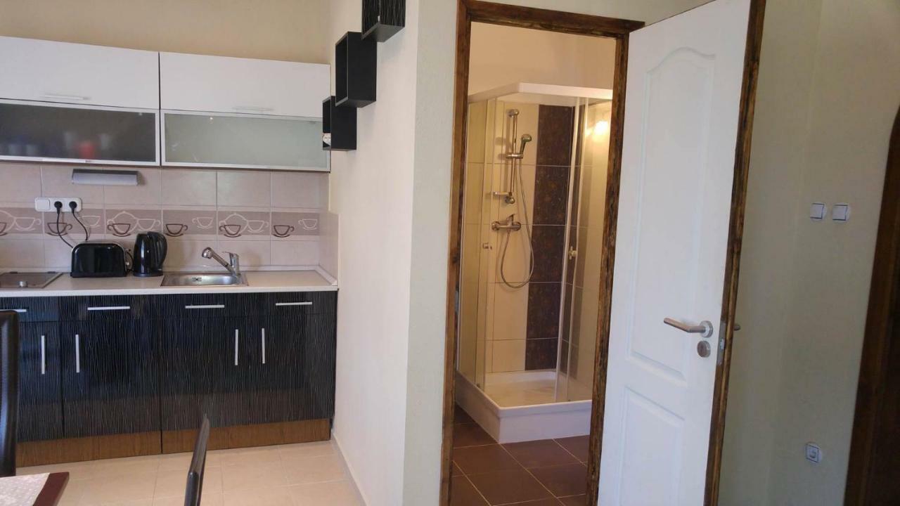 264 Lepes Vendeghaz Hotel Sárvár Екстериор снимка